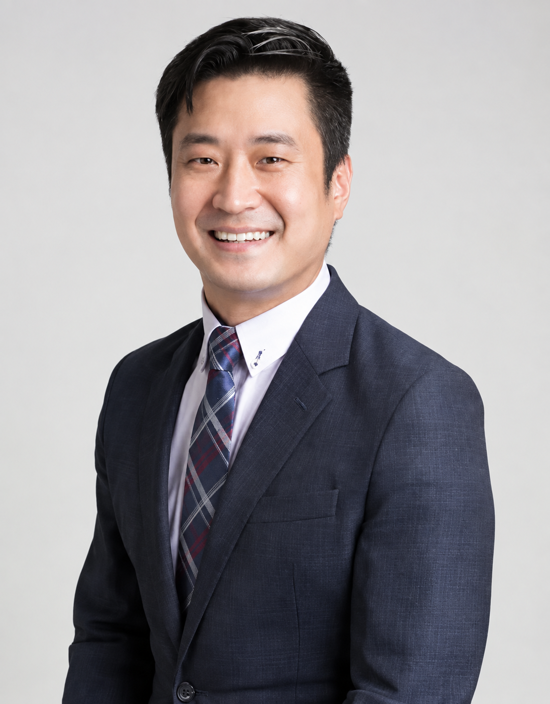 Dr. Seung Yub Song of Ark Dental